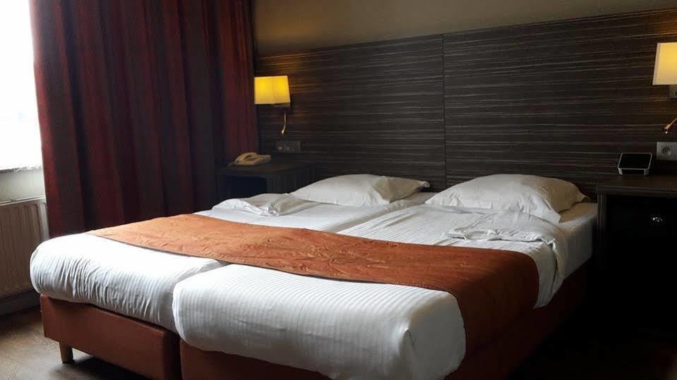 Hotel Castel Γάνδη Εξωτερικό φωτογραφία